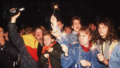 Feierlichkeiten und politische Spannungen am Tag der Deutschen Einheit
