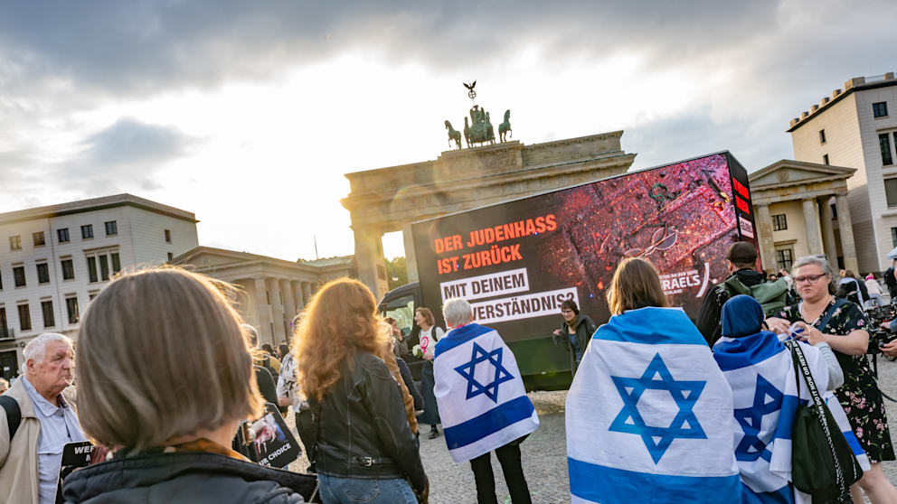 Zentralrat der Juden: Verbindungen von Extremisten und Antisemitismus