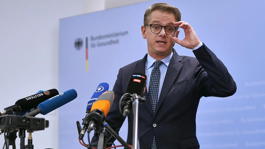 Pflegereform verabschiedet: Erster Schritt, aber Herausforderungen bleiben bestehen