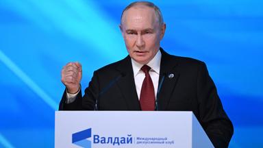 Russlands Präsident Putin und das Waldai-Forum
