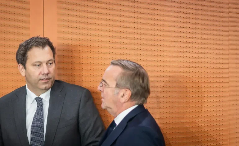 Pistorius weicht Fragen zum SPD-Vorsitz aus
