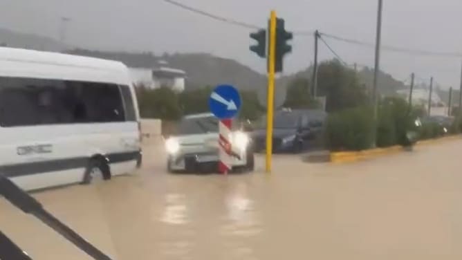 Regenflut auf Rhodos: 200 Liter pro Quadratmeter