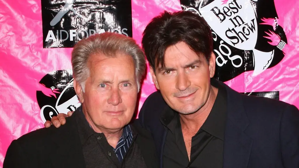 Martin Sheen unterstützt Charlie beim Serien-Comeback