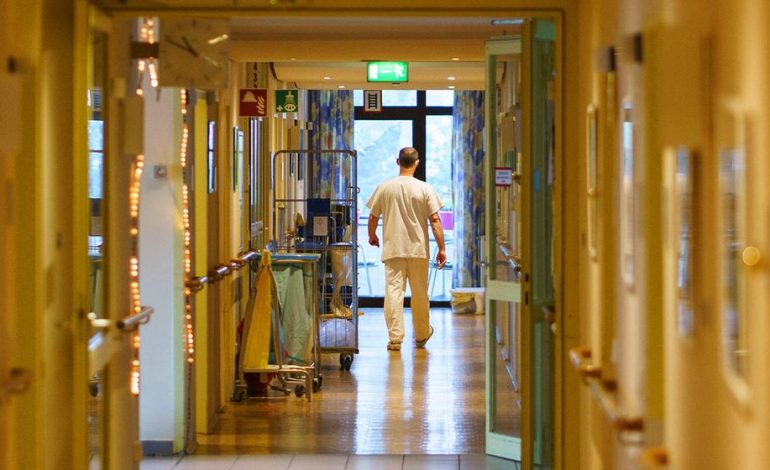 Einsetzung der Pflegekommission verschoben