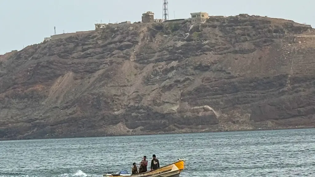 Huthi-Miliz greift Präsidentenpalast in Aden an