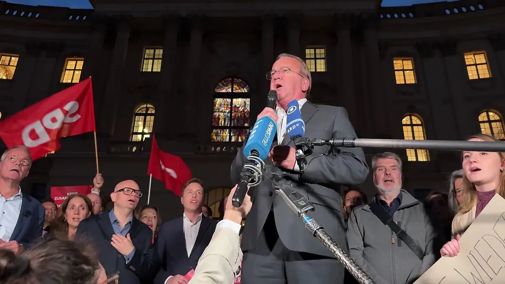 Proteste der SPD gegen AfD-Wahl zum Landtagspräsidenten