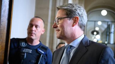 Zeugen widersprechen Ex-Minister Scheuer im Maut-Prozess